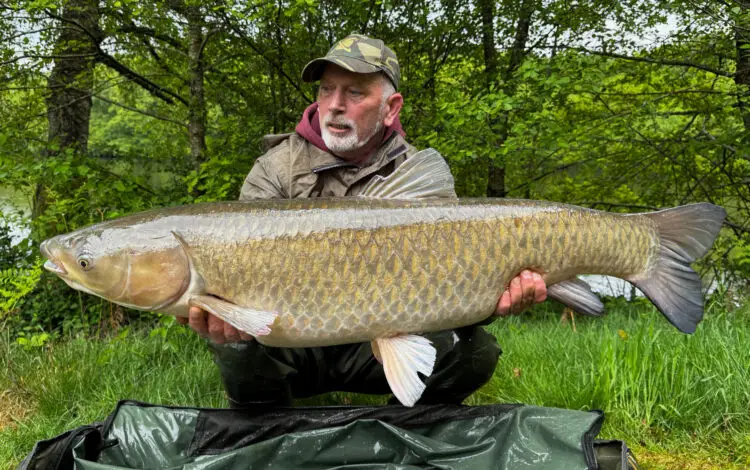 Pete with his new Grass carp PB 1t 44:2lb