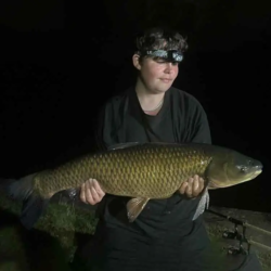 Callum with a 21lb Grass carp π