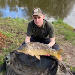 Nice mirror to save a little blanking streak for Josh ππΌπ£