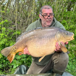 Great start to the week for Richard Minty with a 35lb Mirror